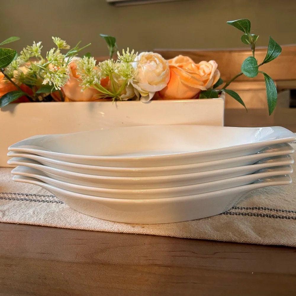 Sur La Table Elegant White Gratin  10.5 inches